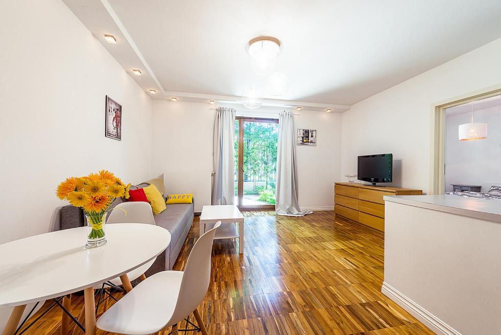 Apartment Powisle With Garage Warsaw Ngoại thất bức ảnh